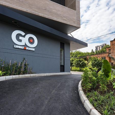 Go Living And Suites - Jalo Rent Medellin Bagian luar foto
