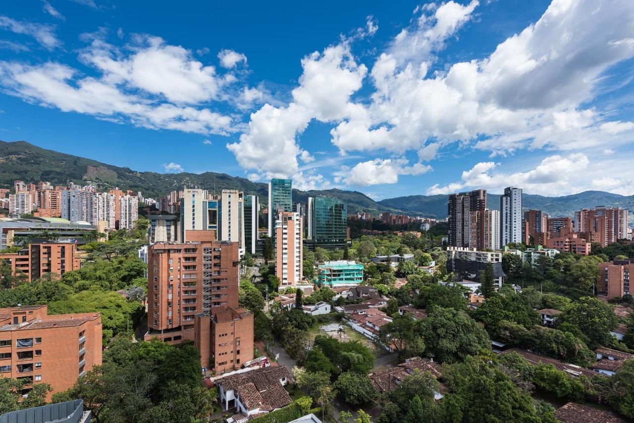 Go Living And Suites - Jalo Rent Medellin Bagian luar foto