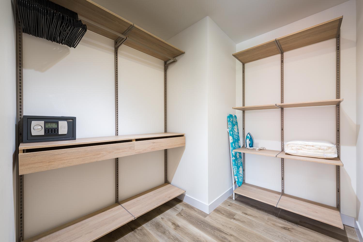 Go Living And Suites - Jalo Rent Medellin Ruang foto
